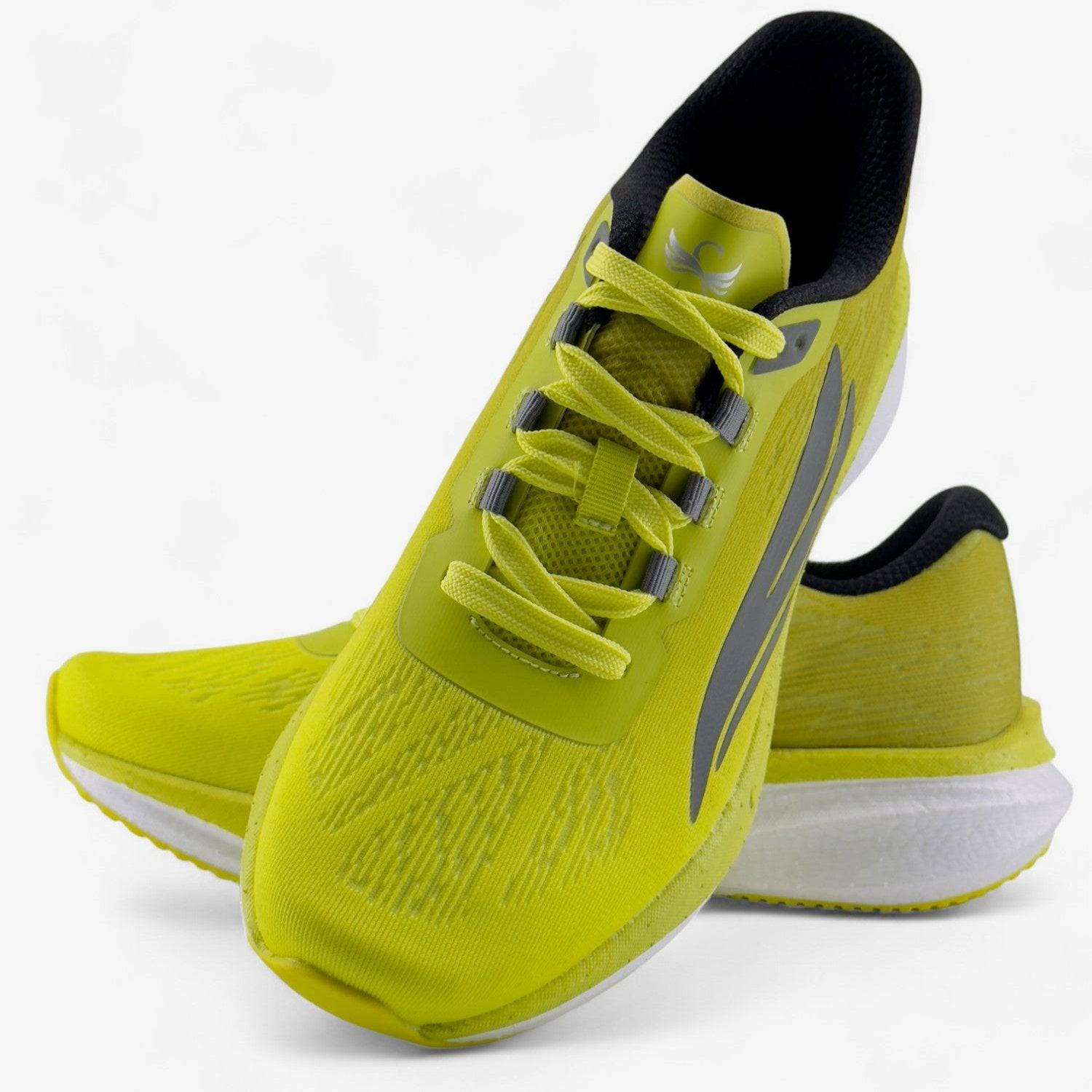 HORUS Yellow Men Running Shoe Swift Running