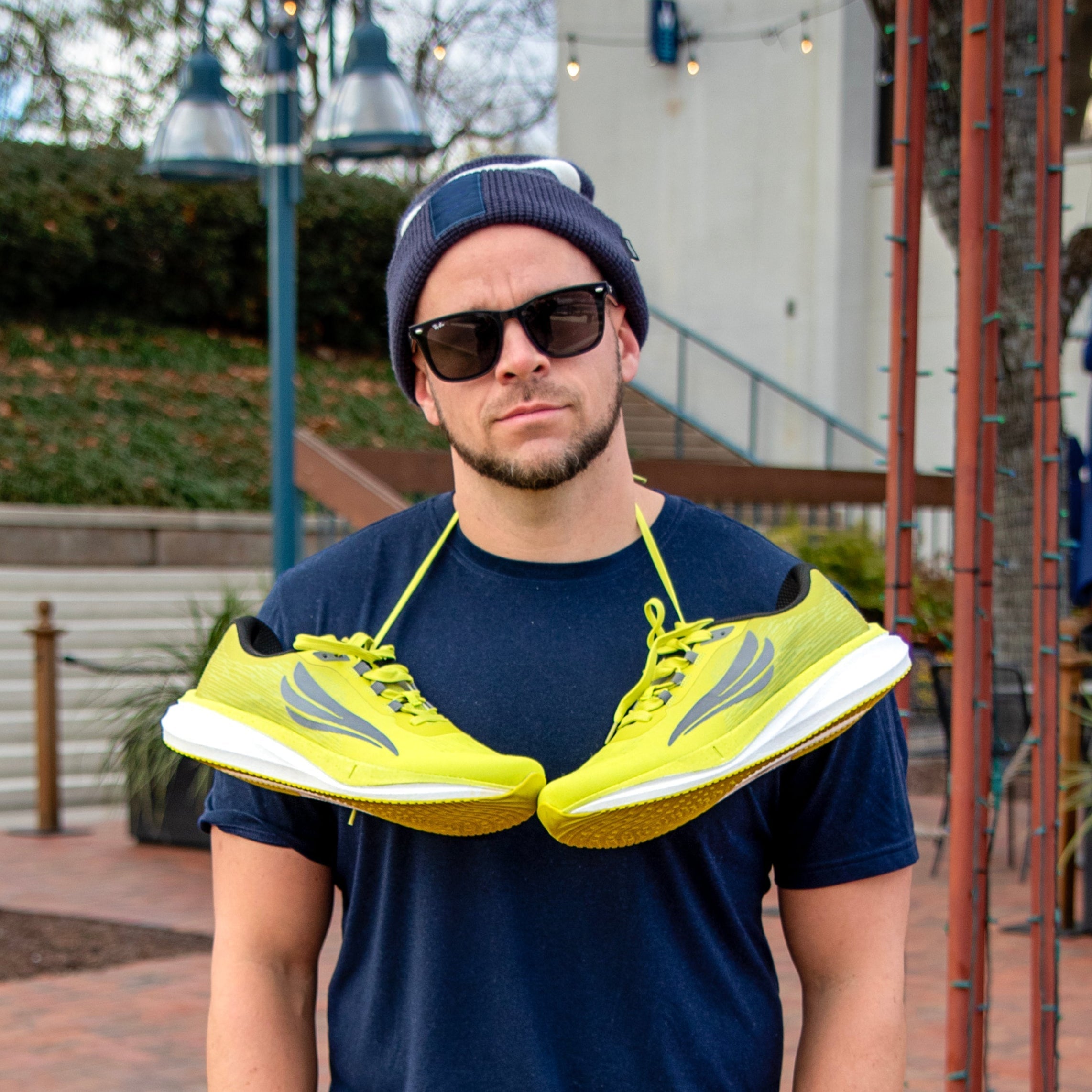 HORUS Yellow Men Running Shoe Swift Running