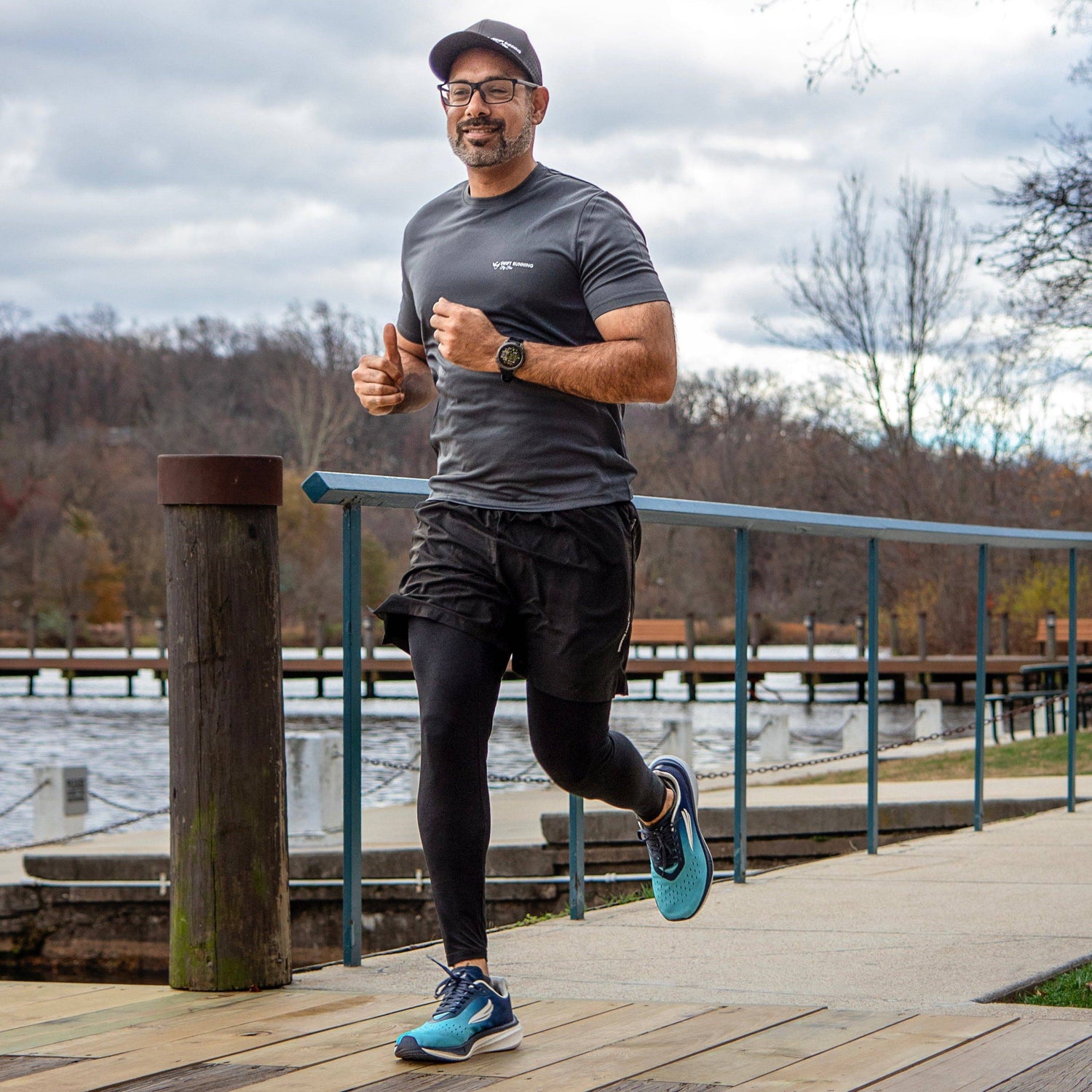 APUS Blue Men Running Shoe Swift Running