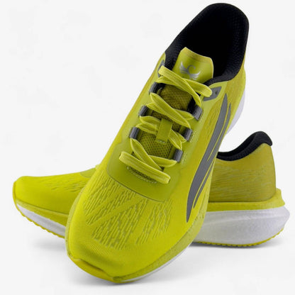 HORUS Yellow Men Running Shoe Swift Running