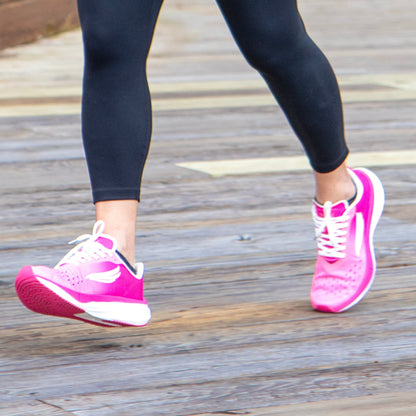 APUS Pink Women Running Shoe Swift Running